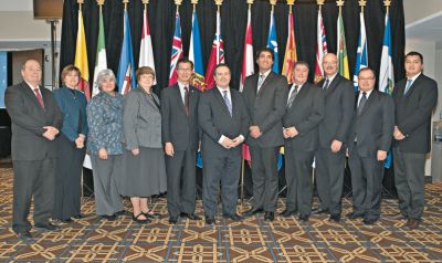 加拿大联邦、省及地区政府开会 制定新移民机制